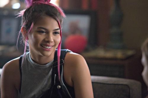 Hayley Kiyoko, Di Antara Karir Akting dan Penyanyi